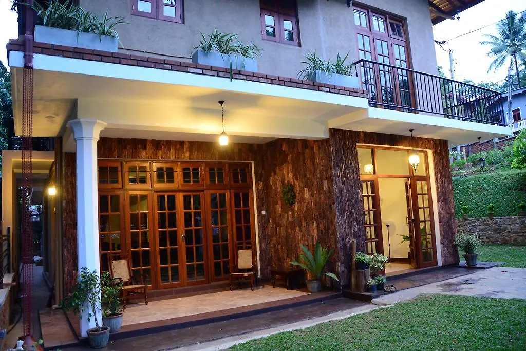 Veraima Kandy Hotell